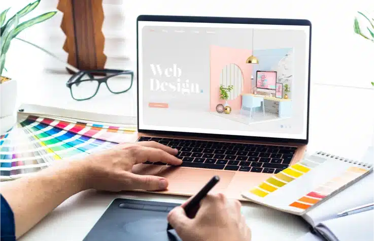 Graphic Designer | Creative Bureau | Creative Staffing Agency | Creative Jobs | Creative employee working on web design
